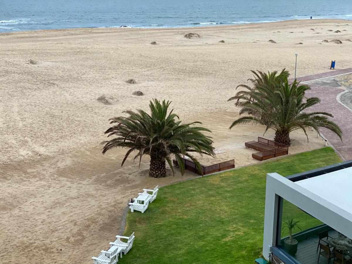 Apartment 32, Bay View Suites Langstrand Екстериор снимка