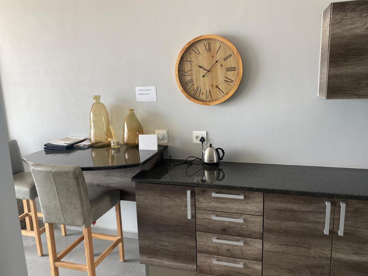 Apartment 32, Bay View Suites Langstrand Екстериор снимка