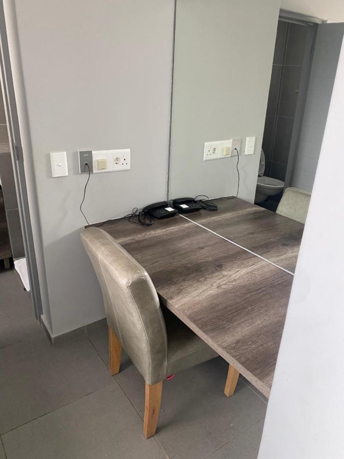 Apartment 32, Bay View Suites Langstrand Екстериор снимка