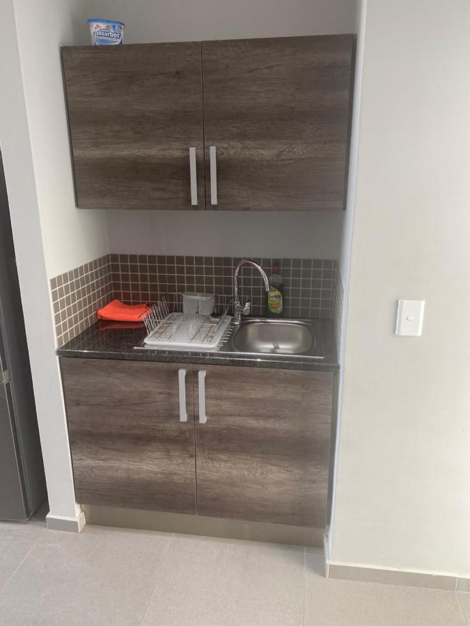 Apartment 32, Bay View Suites Langstrand Екстериор снимка